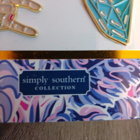 Simply Southern Collection Clog Jewelry Charm - Picture 4 of 5